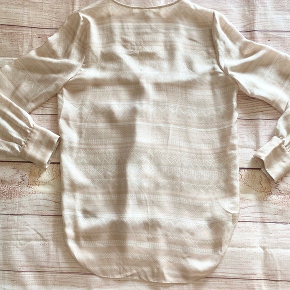 Veronica Beard Natural Bahia Silk Blouse - 6 - Picture 14 of 15